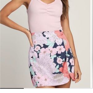 Lulus Size small skirt brand new